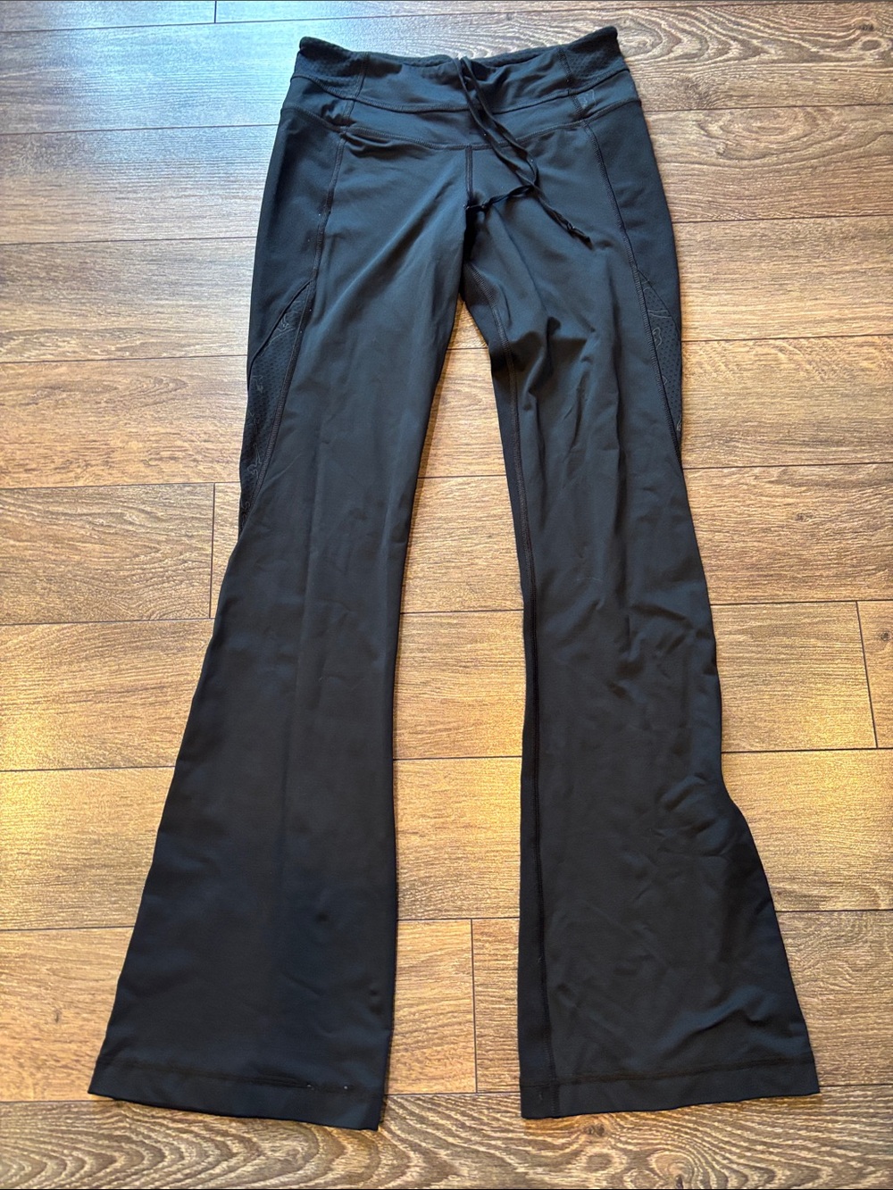 Lululemon Wet Dry Warm pants Sz 4